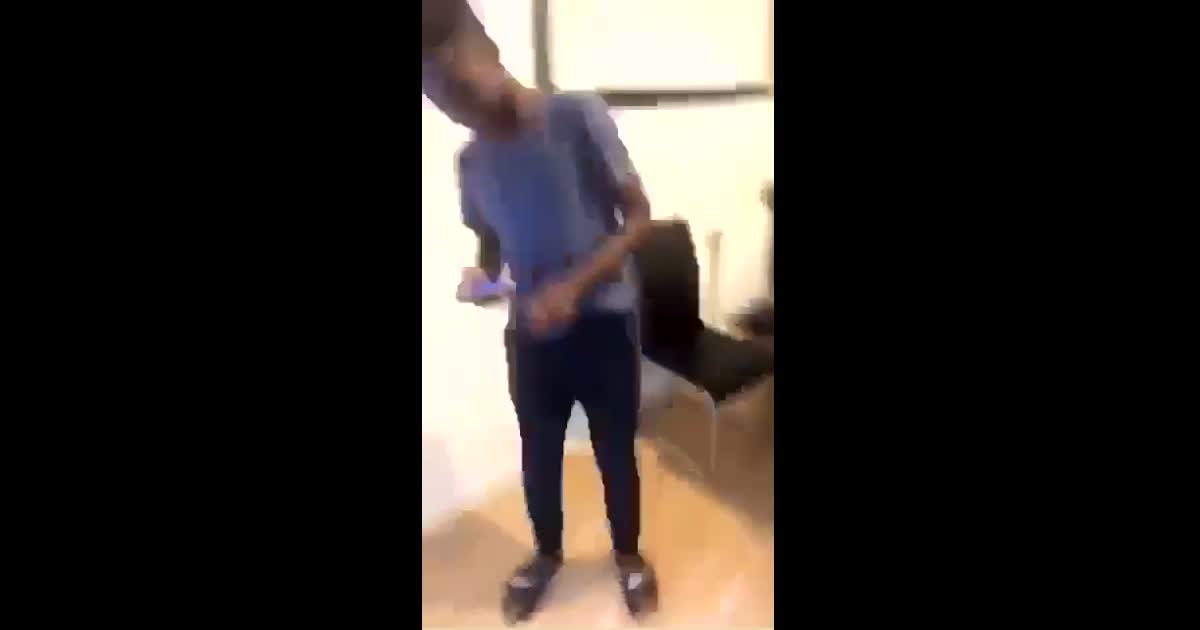 Allez s’il te plaît stp, ouais anw ouais, putain, il est trop chaud ! Ow, 9 heures